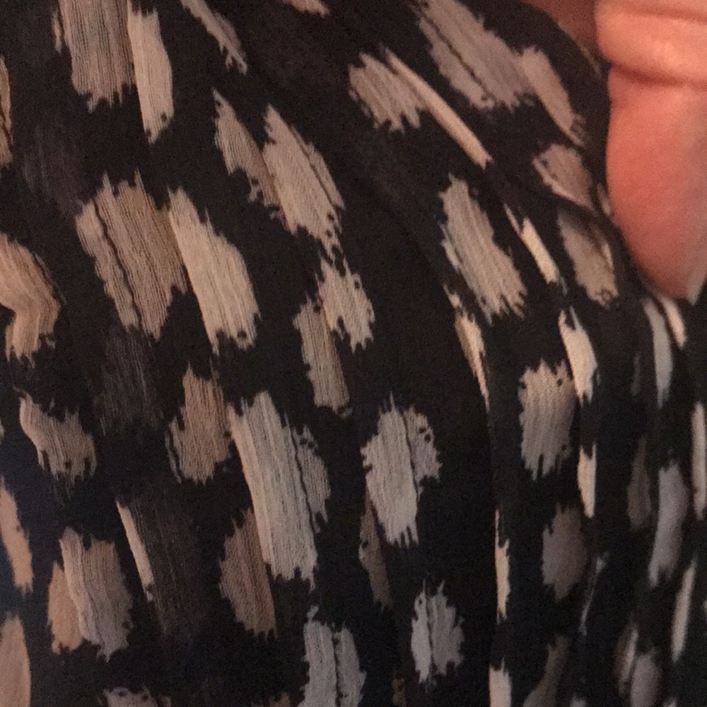 Dress - Picture 7 of 7